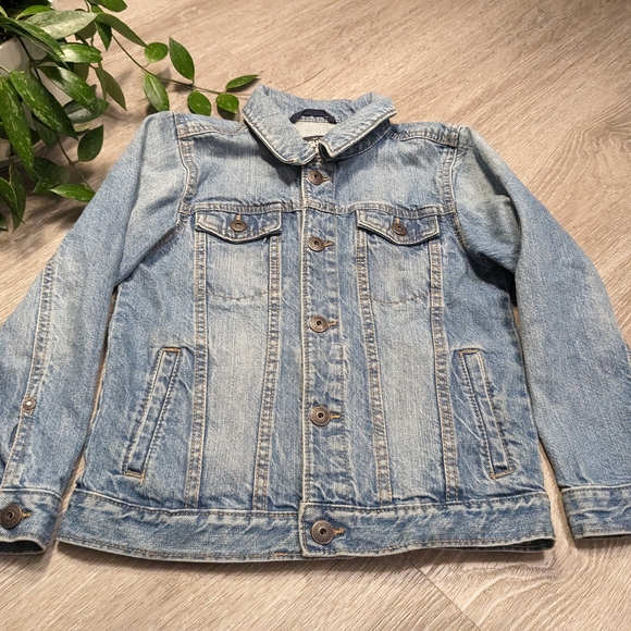 Denim Jacket with Rose Embroidery - Picture 3 of 4